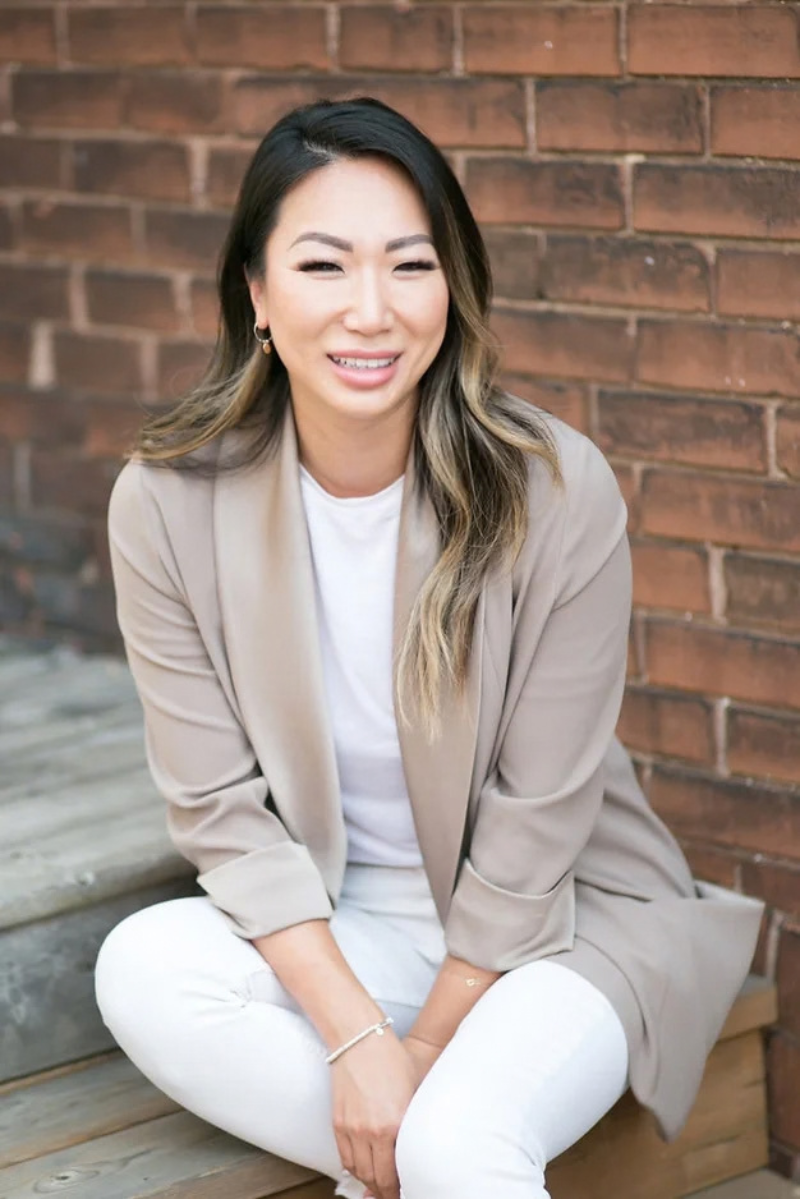 Jennifer Pak headshot
